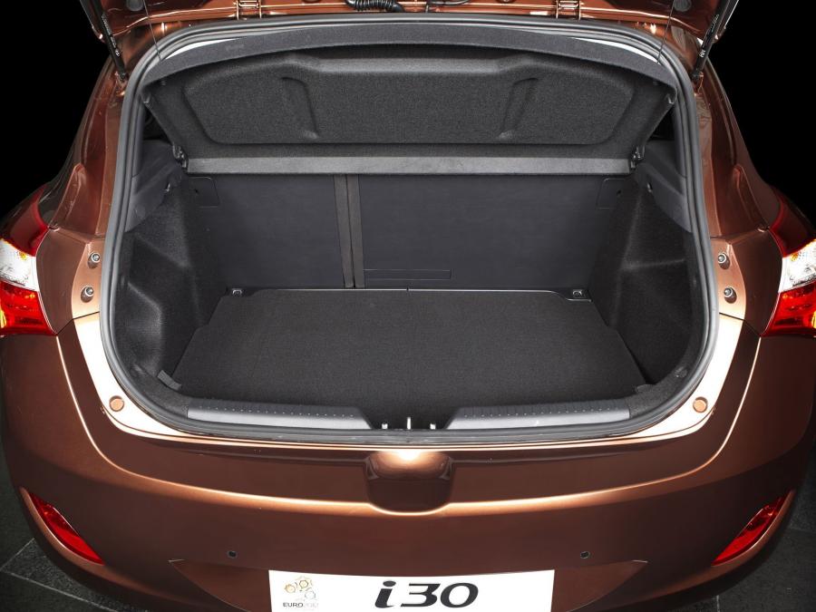  Hyundai i30 5-Door 2012 года  (фото 45 из 76)